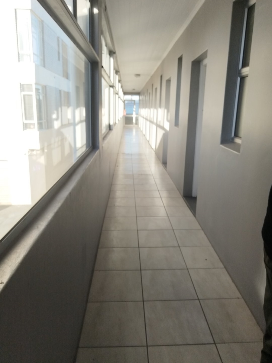 2 Bedroom Property for Sale in Summerstrand Eastern Cape